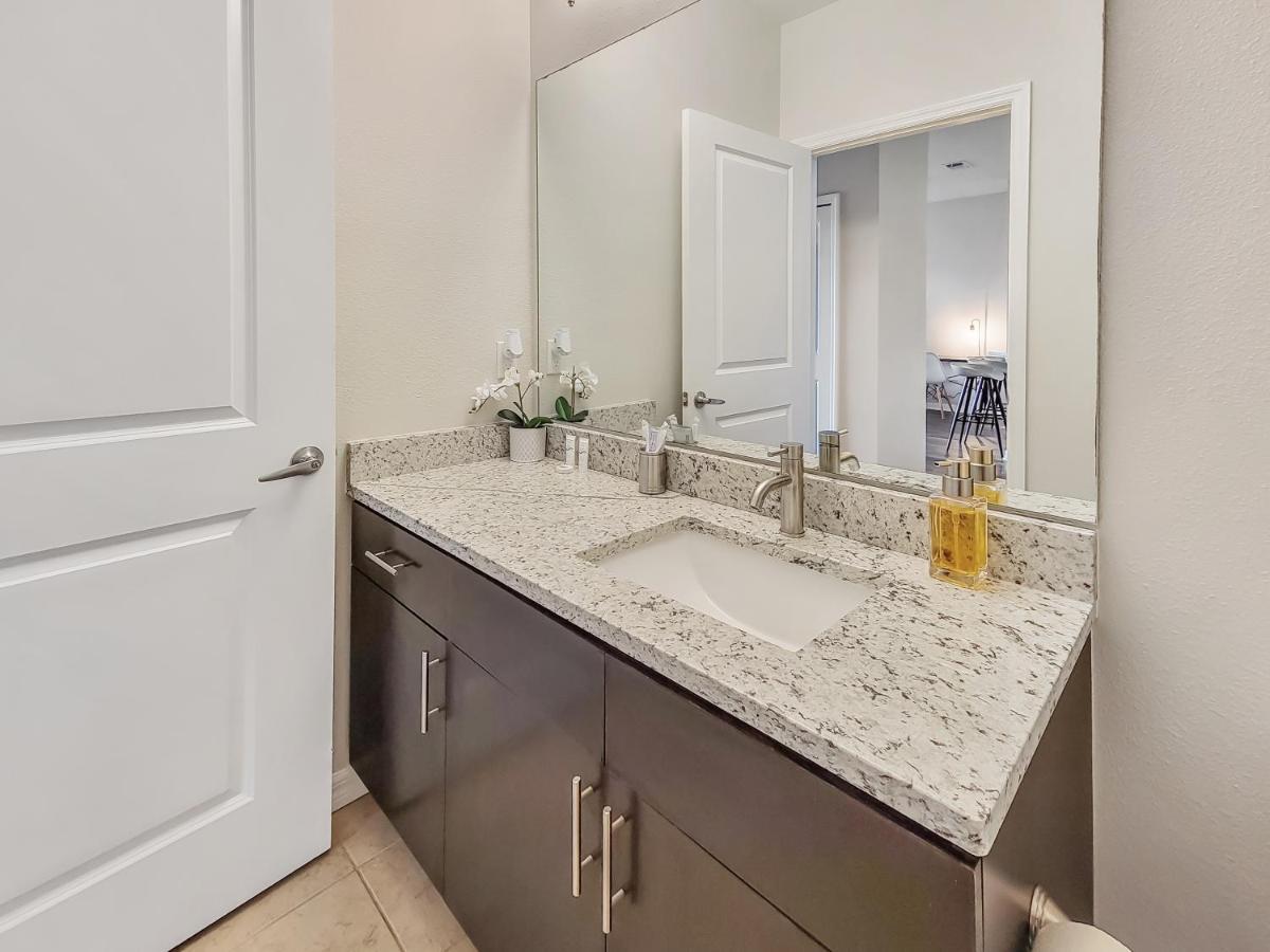 Getaway Apartment Near Beaches And Airport Tampa Exterior foto